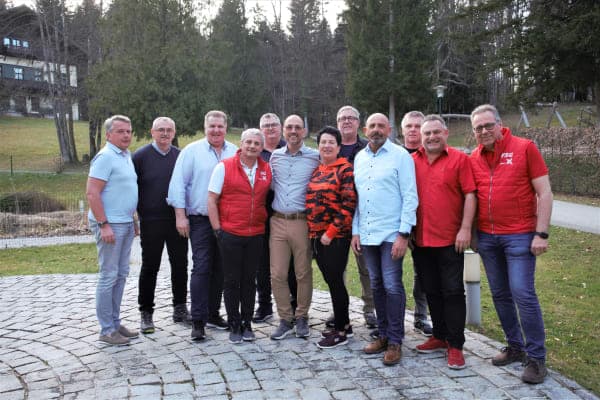 Erste Gehaltsverhandlungsrunde mit dem Vorstand