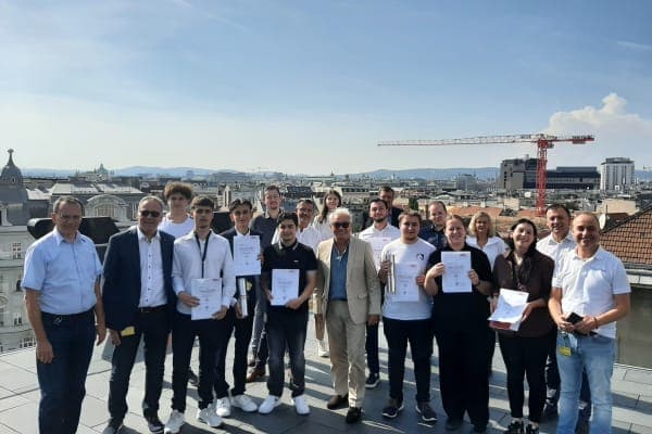 Lehrabschlussprüfung der Lehrlinge Nah - und Distributionlogistik